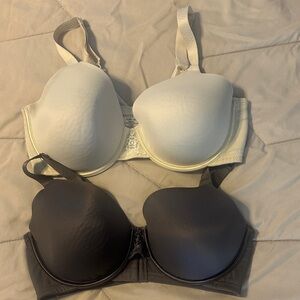 Women’s Classic T-Shirt Bra - Cream and Dark Gray